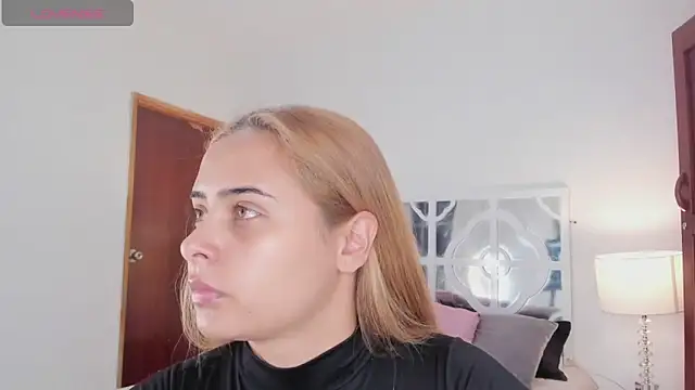 MikaelaStone online show from 15, 10, 2025