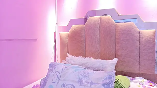 AndreaSweet2 online show from 28, 2, 2026