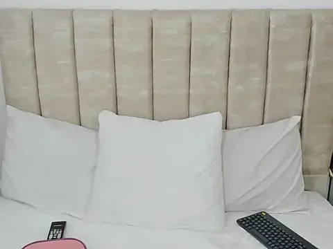 AprilStone1 online show from 8, 10, 2025