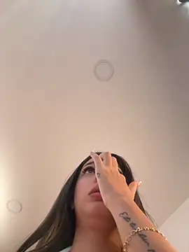 Mavii  online show from 20, 11, 2025