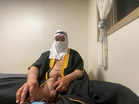 sheikhbandar06 09 online show from 4, 4, 2026