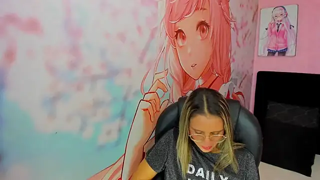 StarletTays online show from 26, 10, 2025