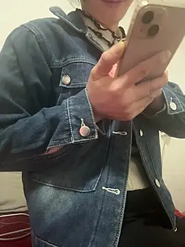 crhong666 online show from 18, 3, 2026