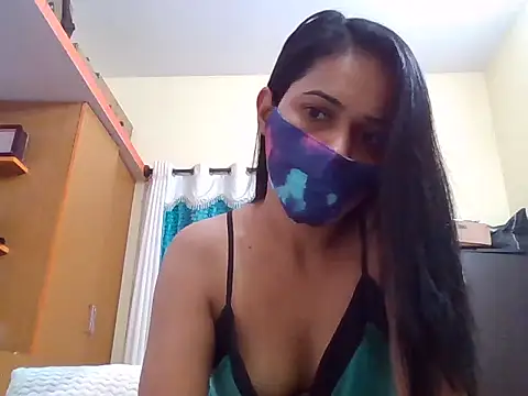 Curvyqueenz online show from 5, 11, 2025