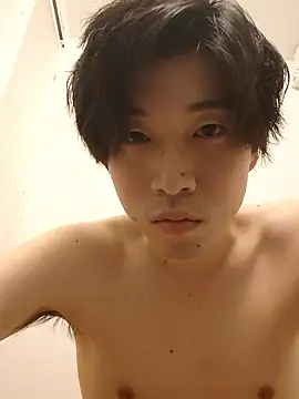 Snapshot of tanaka113 chatting on 5, 4, 2026 tanaka113 online show from 5, 4, 2026