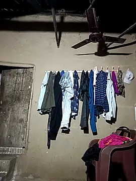 nughtytommy01 online show from 28, 11, 2025