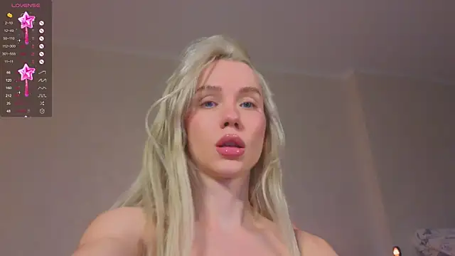 KittenFang online show from 6, 1, 2026