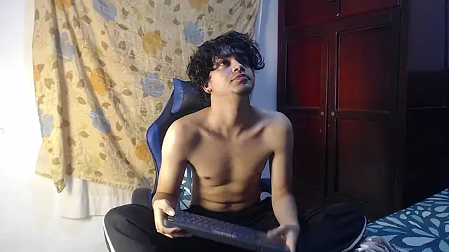 alice julls online show from 22, 5, 2026