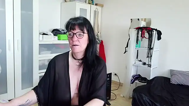 Snapshot of honey47 chatting on 29, 3, 2026 honey47 online show from 29, 3, 2026