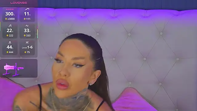 AnabellSin online show from 3, 10, 2025