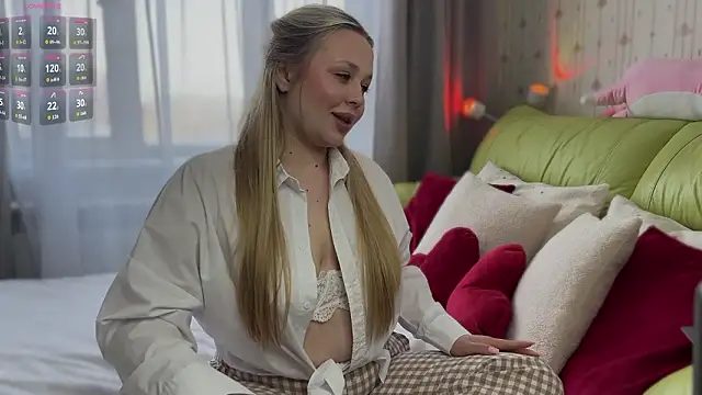 Estella Elwood online show from 11, 3, 2026