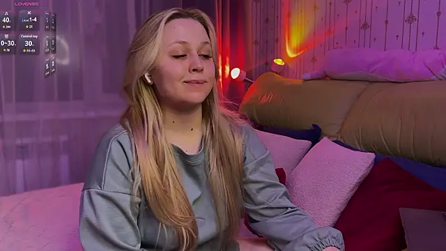 Estella Elwood online show from 14, 3, 2026