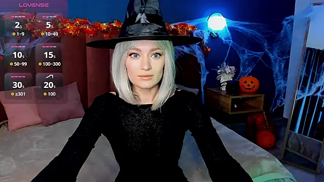 EvelynPoole online show from 23, 10, 2025