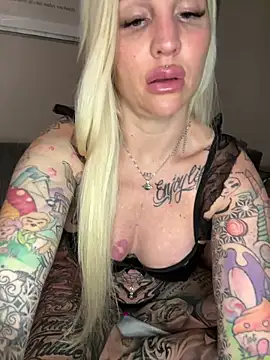 CoraDiamond online show from 17, 3, 2026