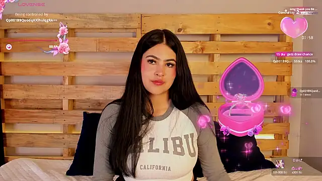 Snapshot of Emma__clark_ chatting on 19, 9, 2025 Emma clark online show from 19, 9, 2025