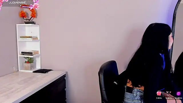 Snapshot of Emma__clark_ chatting on 1, 10, 2025 Emma clark online show from 1, 10, 2025