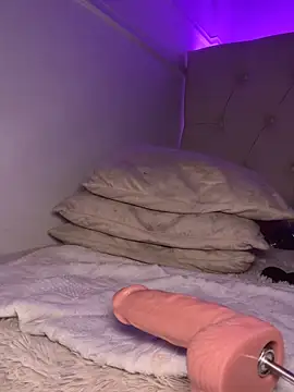 Danicute  online show from 4, 4, 2026