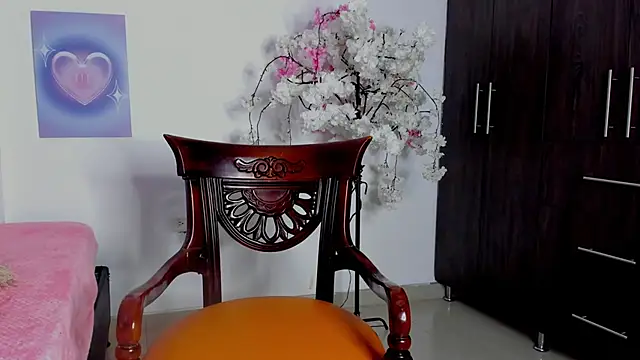 ashly pnik1 online show from 11, 10, 2025