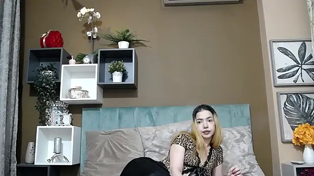 Snapshot of DashaFlame chatting on 8, 7, 2026 DashaFlame online show from 8, 7, 2026