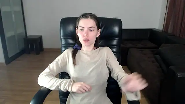 AmelieReve online show from 15, 9, 2025