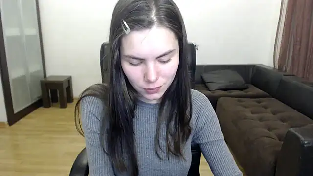 AmelieReve online show from 27, 10, 2025