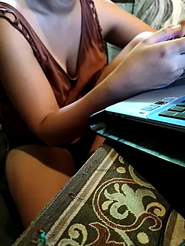 Snapshot of Lovelyann02 chatting on 11, 6, 2026 Lovelyann02 online show from 11, 6, 2026