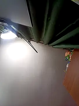 Lady 16 online show from 25, 10, 2025