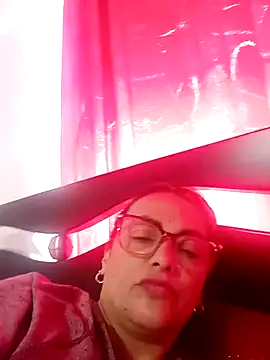 Lady 16 online show from 22, 11, 2025