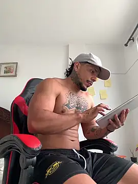 DeimonOficial online show from 15, 10, 2025