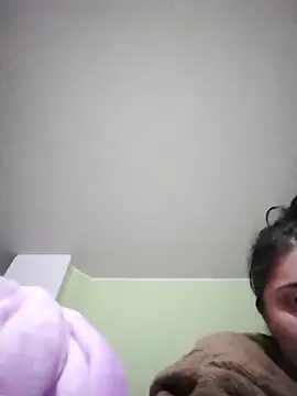 TifanyAmazinng online show from 19, 12, 2025