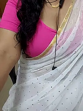 Snapshot of tami_lavanya chatting on 27, 6, 2026 tami lavanya online show from 27, 6, 2026