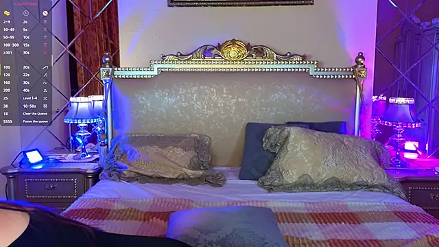 Kelly Cartier online show from 15, 11, 2025