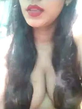 Snapshot of BerryOnFire chatting on 2, 10, 2025 BerryOnFire online show from 2, 10, 2025