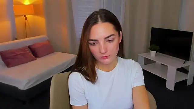 MyEllaLuvs online show from 10, 9, 2025