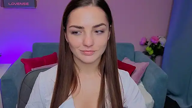 MyEllaLuvs online show from 30, 9, 2025