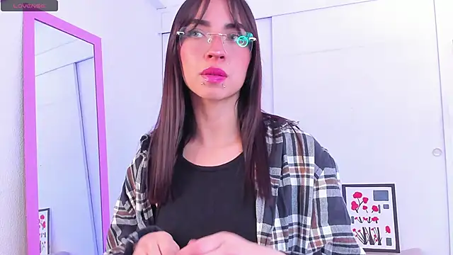 Aryane art  online show from 21, 10, 2025