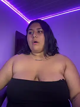 Snapshot of Nicky-222 chatting on 5, 12, 2025 Nicky-222 online show from 5, 12, 2025