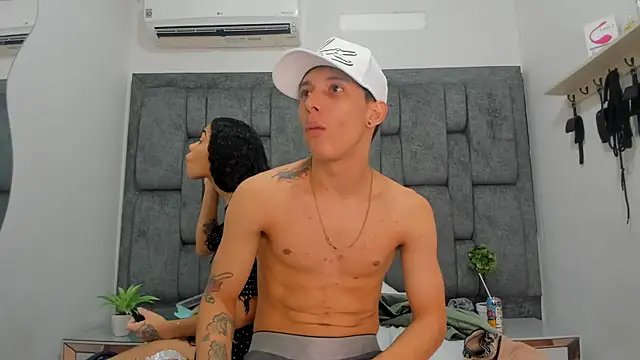 ZafiroAndFlynn online show from 28, 3, 2026