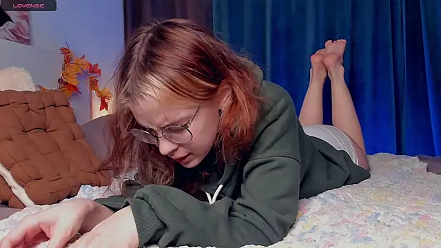 VedaSchulz online show from 12, 11, 2025