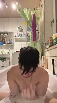 Kingpowerlittel online show from 5, 12, 2025