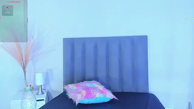 KendraChavez  online show from 17, 12, 2025