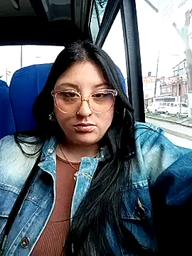 megan fox5 online show from 17, 10, 2025