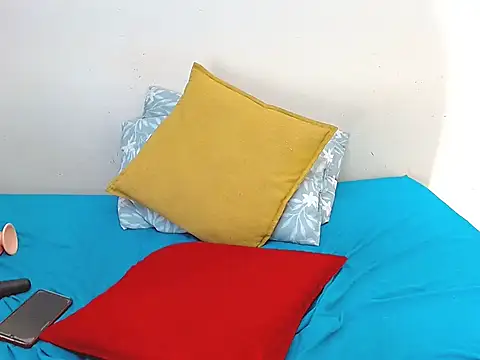 Snapshot of xBusttyBoobsxx3 chatting on 28, 11, 2025 xBusttyBoobsxx3 online show from 28, 11, 2025