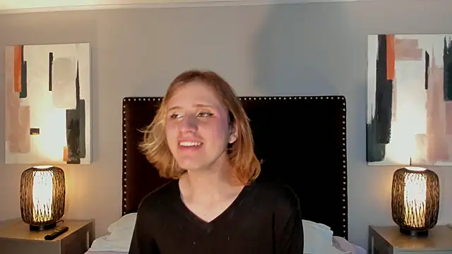 seraphine star online show from 18, 4, 2026