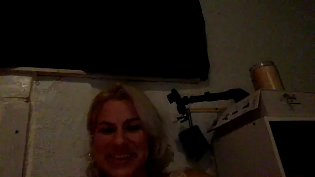 toomuchofafreak online show from 10, 9, 2025