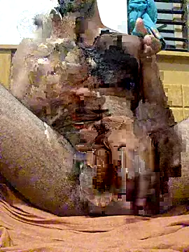 Snapshot of Pirator1 chatting on 25, 9, 2025 Pirator1 online show from 25, 9, 2025