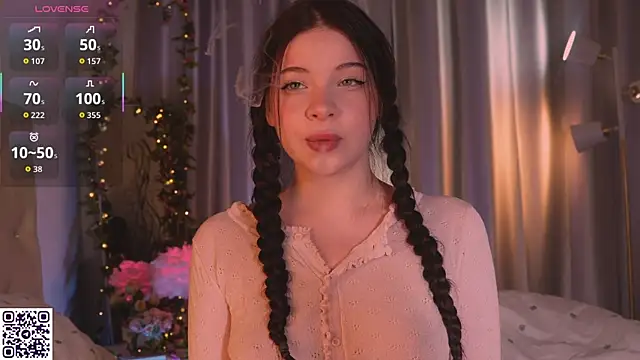 Snapshot of liza_whisky chatting on 26, 9, 2025 liza whisky online show from 26, 9, 2025