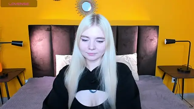 RuthBryant online show from 14, 10, 2025