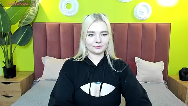 RuthBryant online show from 20, 10, 2025