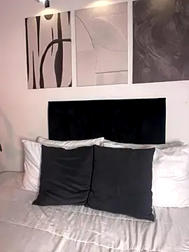 izzyvega   online show from 22, 10, 2025